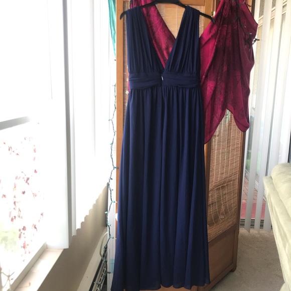 Navy gown altered for 5’3” - Picture 3 of 6